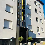 Premium Nova Gorica, Self Check-in With Code Access 3* Nova Gorica