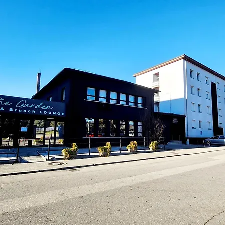 Premium Nova Gorica, Self Check-in With Code Access