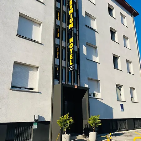 Premium Nova Gorica, Self Check-in With Code Access 3* Nova Gorica