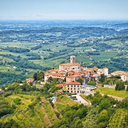 Premium Nova Gorica, Self Check-in With Code Access 3* Nova Gorica