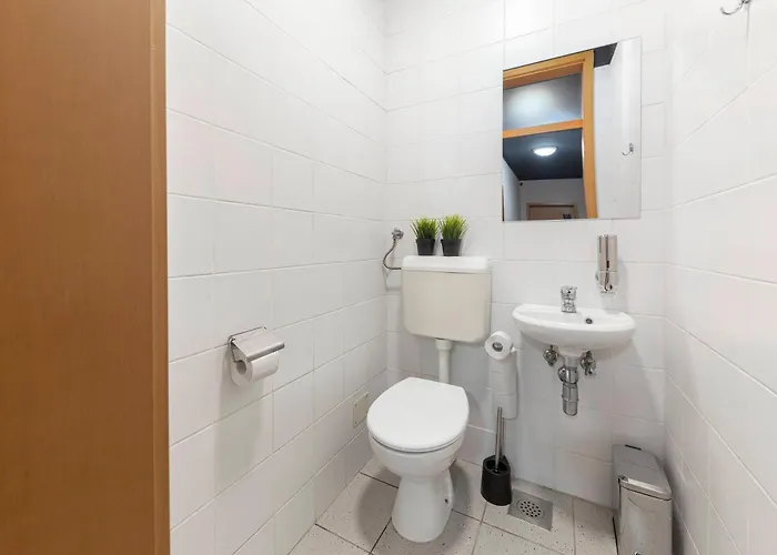 Premium Nova Gorica, Self Check-in With Code Access Frühstückspension